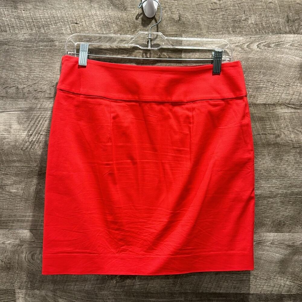 Ann Taylor NWOT Skirt with Pockets and side Zipper, no Slit. - Picture 4 of 8